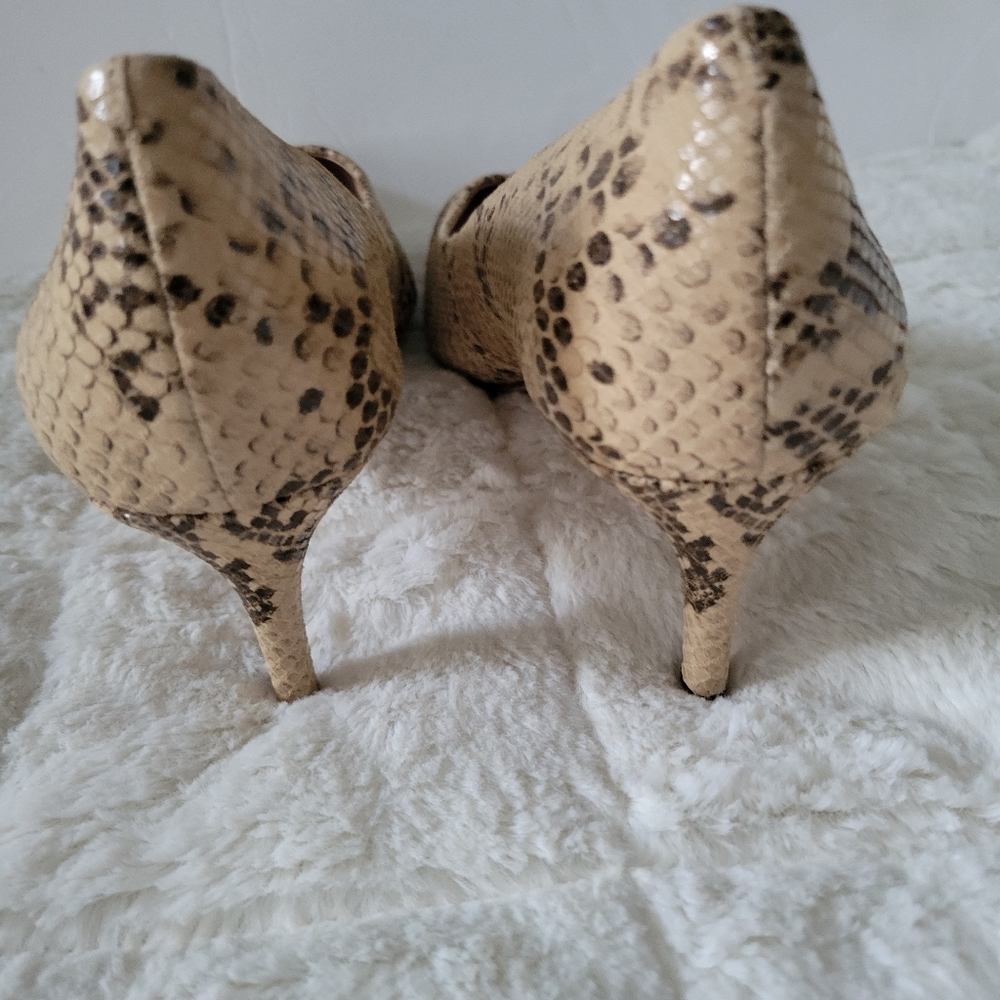 LOUISE ET CIE JORDYNA PUMPS HEELS ANIMAL PRINTS SHOES SIZE 10 beige brown color - Picture 3 of 12